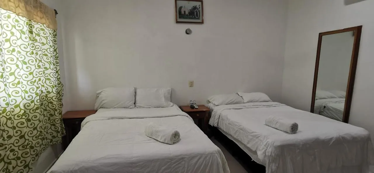 Hotel Iker 툴룸