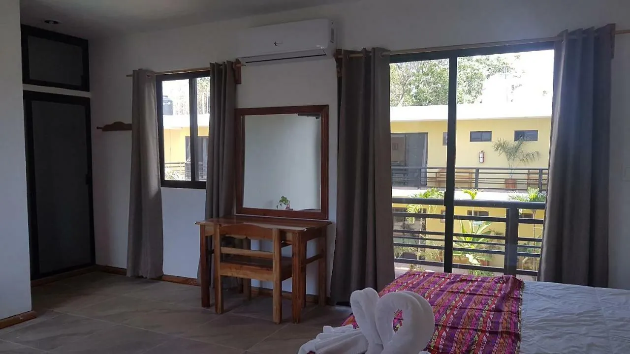 Hotel Iker Tulum 3*,