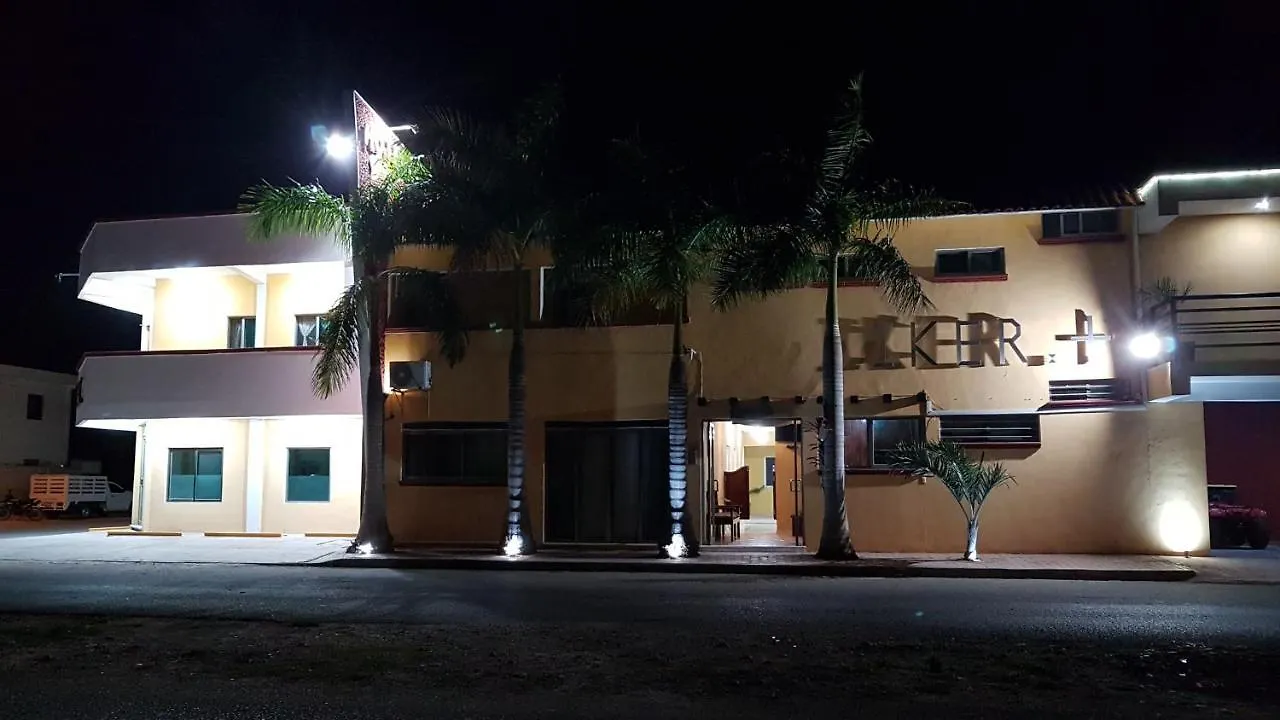 Hotel Iker Tulum 3*,